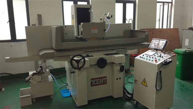 新一代雙軸伺服臺(tái)灣建德平面磨床 抗疫促銷(xiāo)中